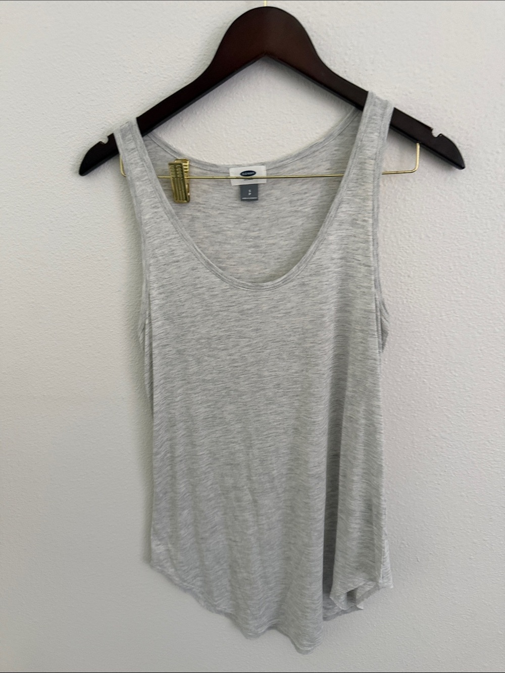 Old Navy Heather Light Gray Scoop Tank Top